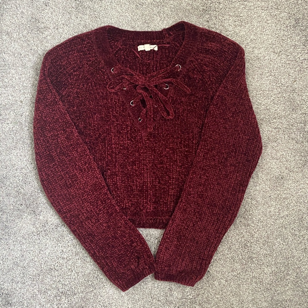 L.A Hearts Burgundy Cropped Sweater. Size: Small Color: Burgundy
